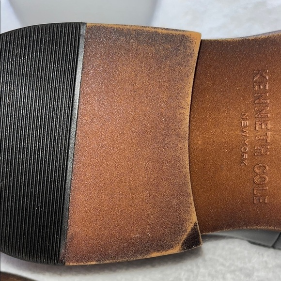 Kenneth Cole Black Leather Loafers Sleek Moccasin Style - Picture 11 of 11